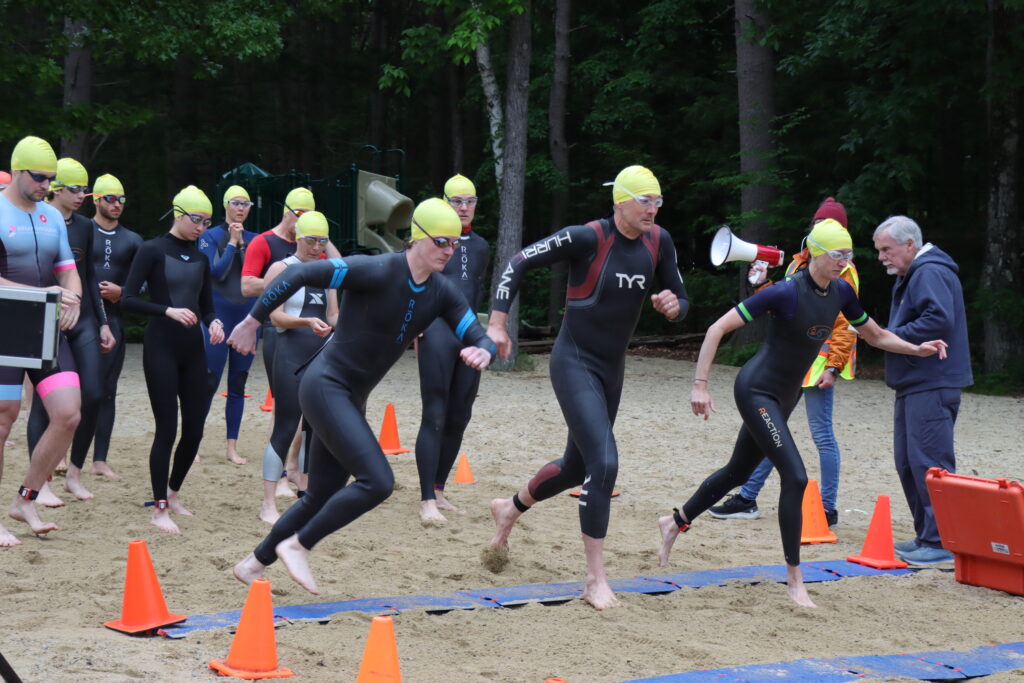 racers at the start line